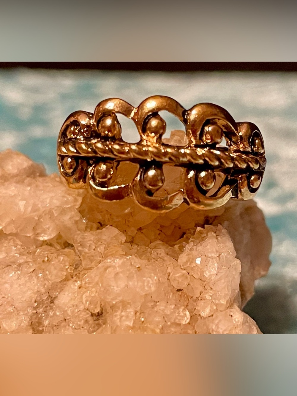 Vintage 1970’s Gold Tone Rope Band Ring sz 8 - Picture 5 of 5